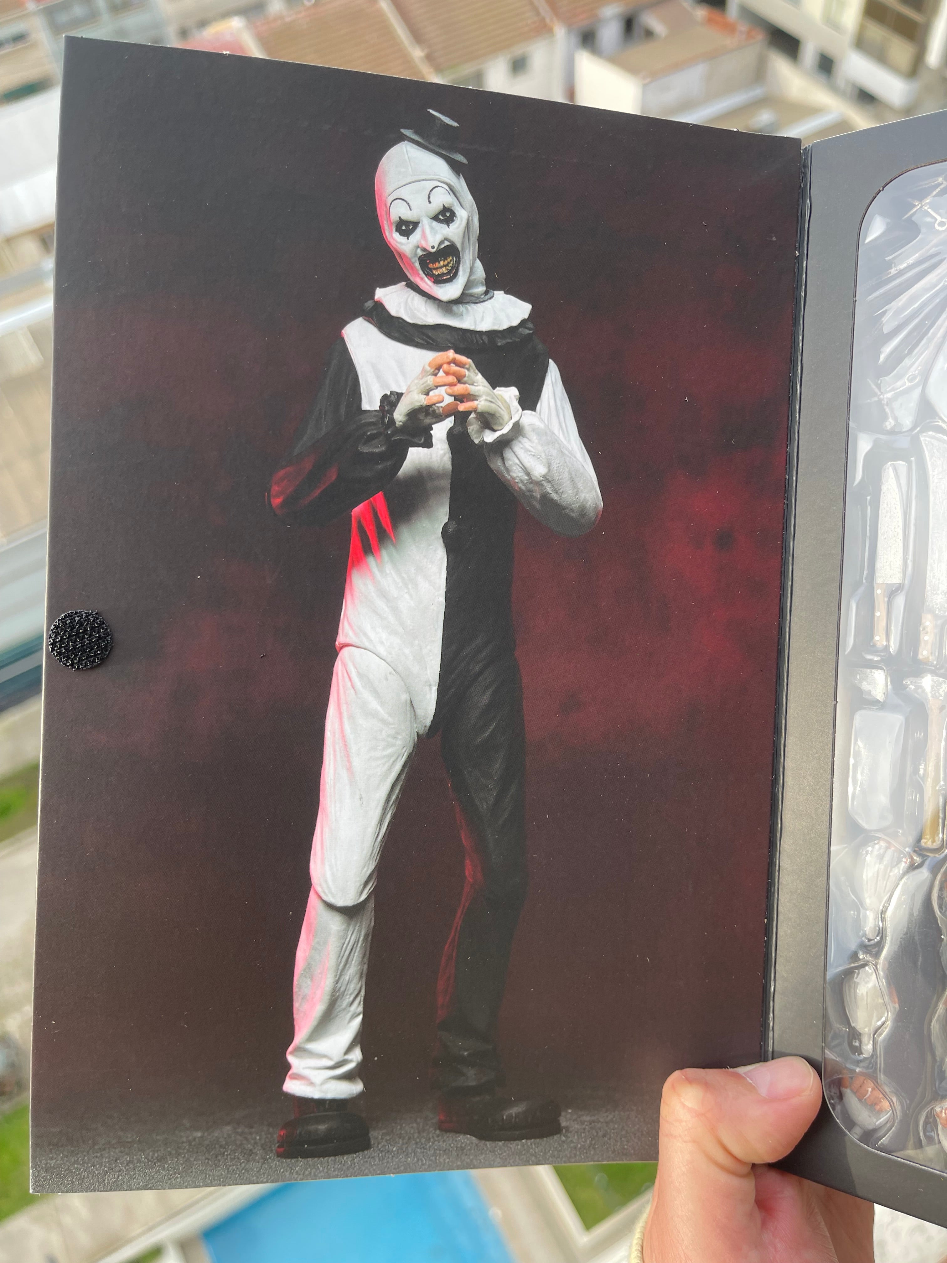 Figura Ultimate Art the Clown – NECA (Terrifier)
