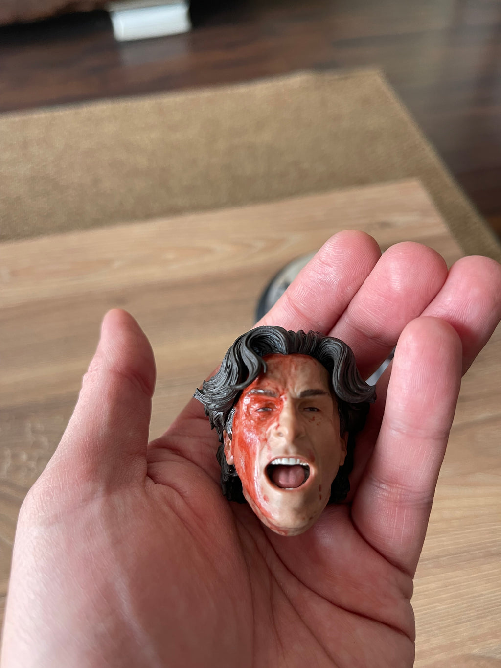 Patrick Bateman - American Psycho Película lanzada el año 2000 
| Iconiq Studios | Escala 1/6