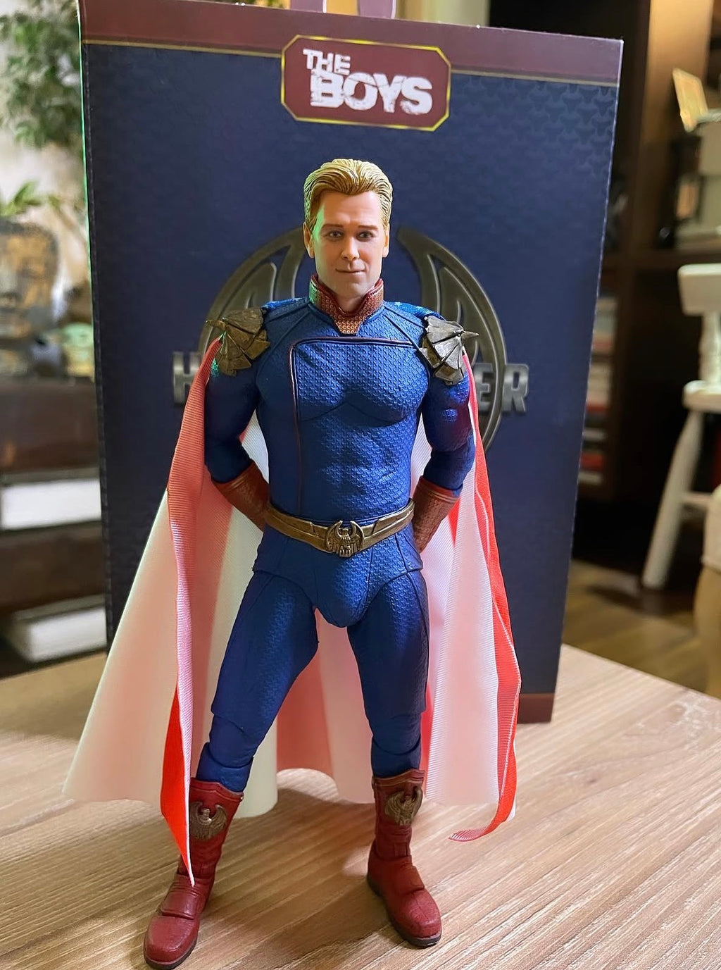 🦸‍♂️ Homelander – The Boys (NECA Ultimate)