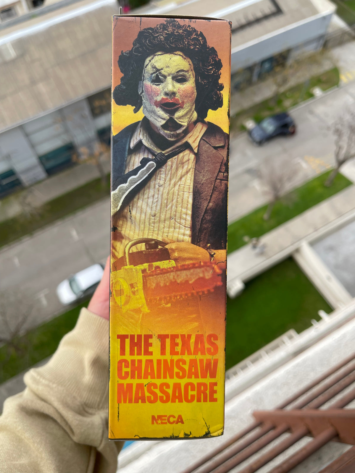 🔪 NECA ULTIMATE LEATHERFACE – PRETTY WOMAN 👗🩸