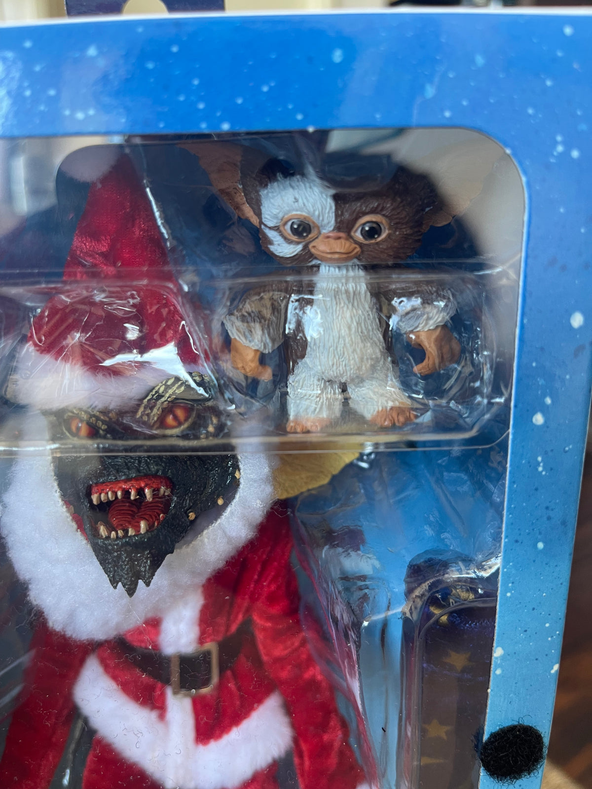 🎄 GREMLINS – SANTA STRIPE: ¡LA NAVIDAD NUNCA FUE TAN MONSTRUOSA! 😈🎁