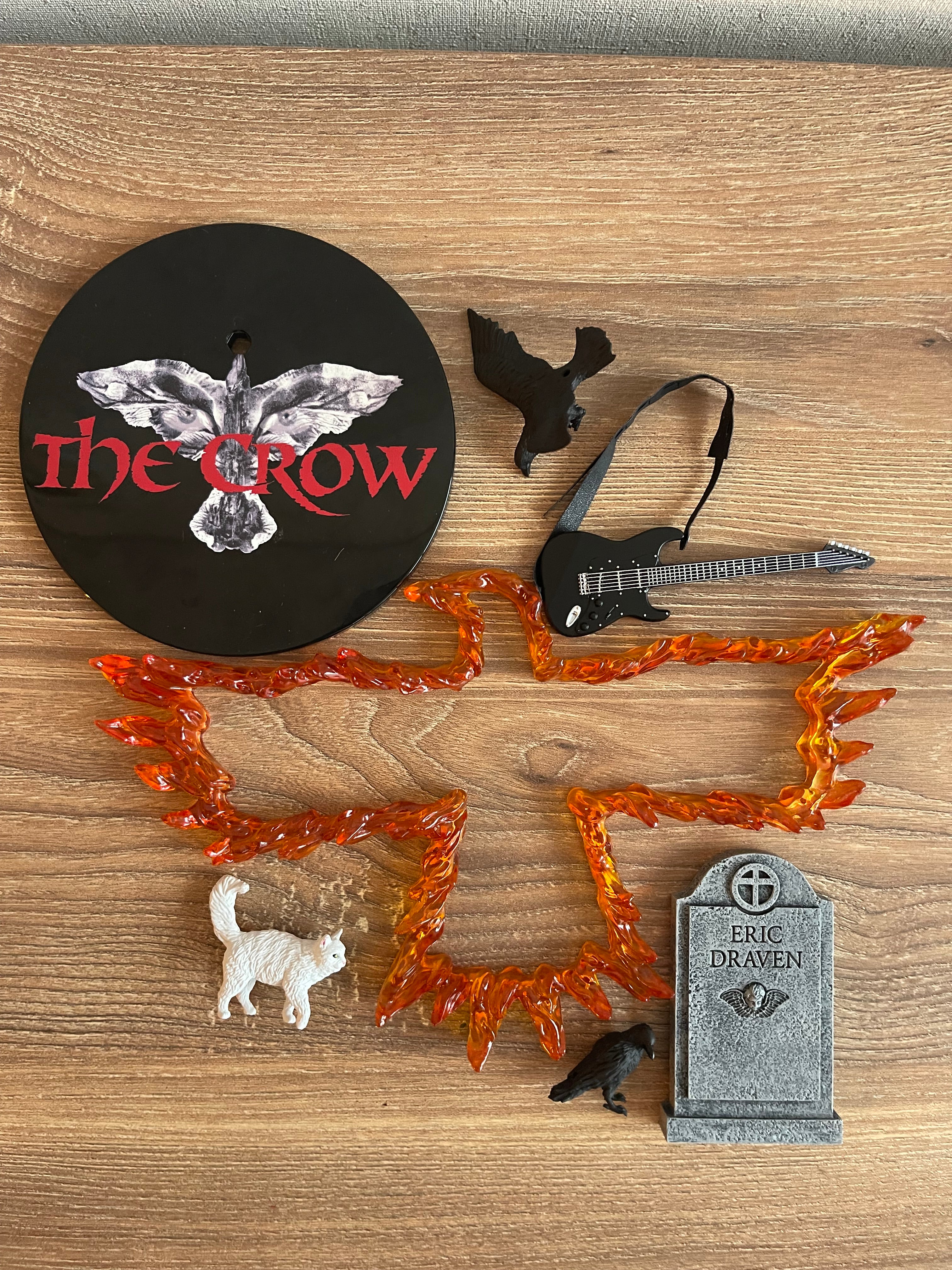 Mezco One:12 Collective-The Crow( Eric Draven)