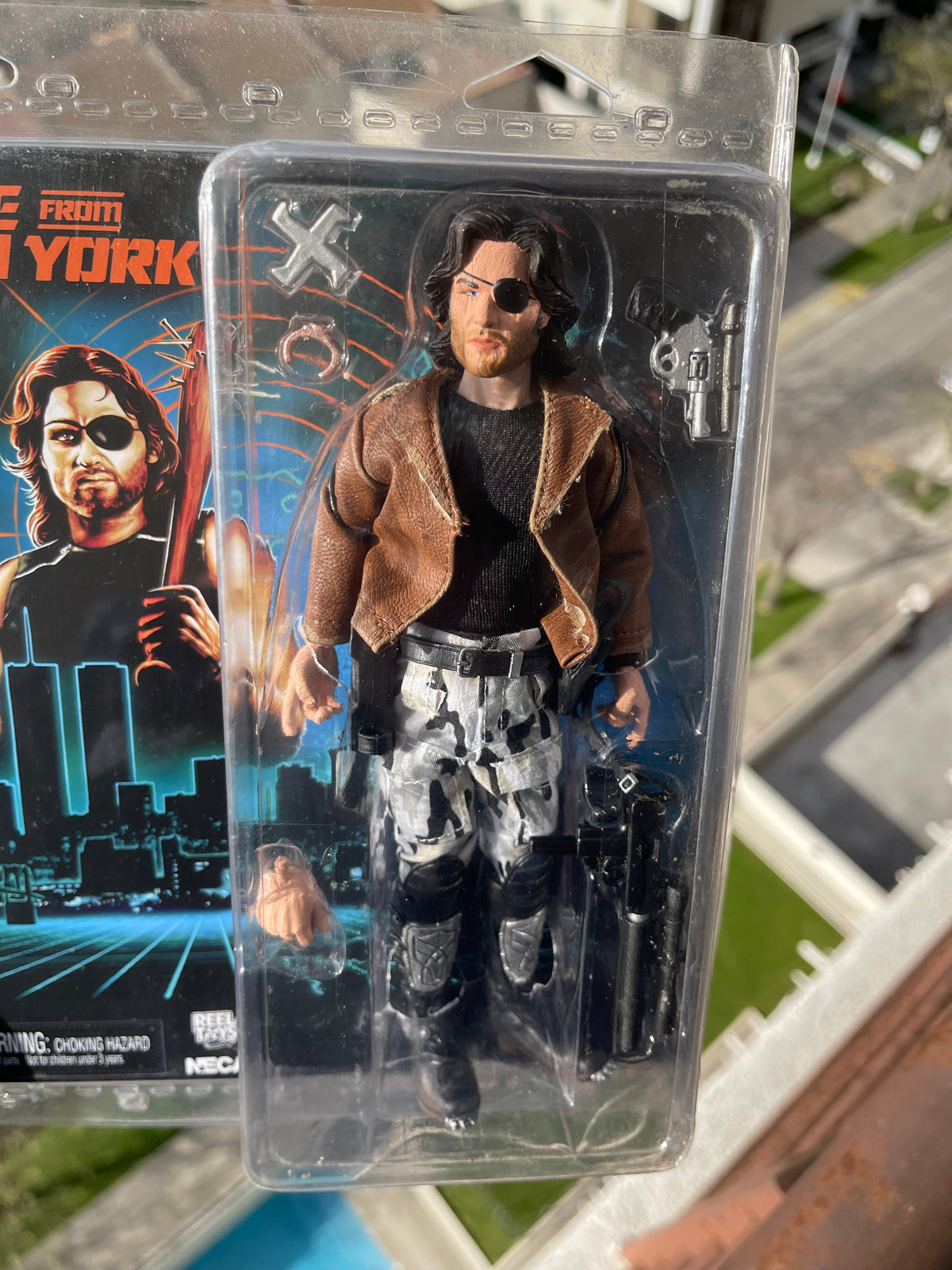 🐍🔫 SNAKE PLISSKEN – ESCAPE FROM NEW YORK – NECA RETRO CLOTH 🔫🐍