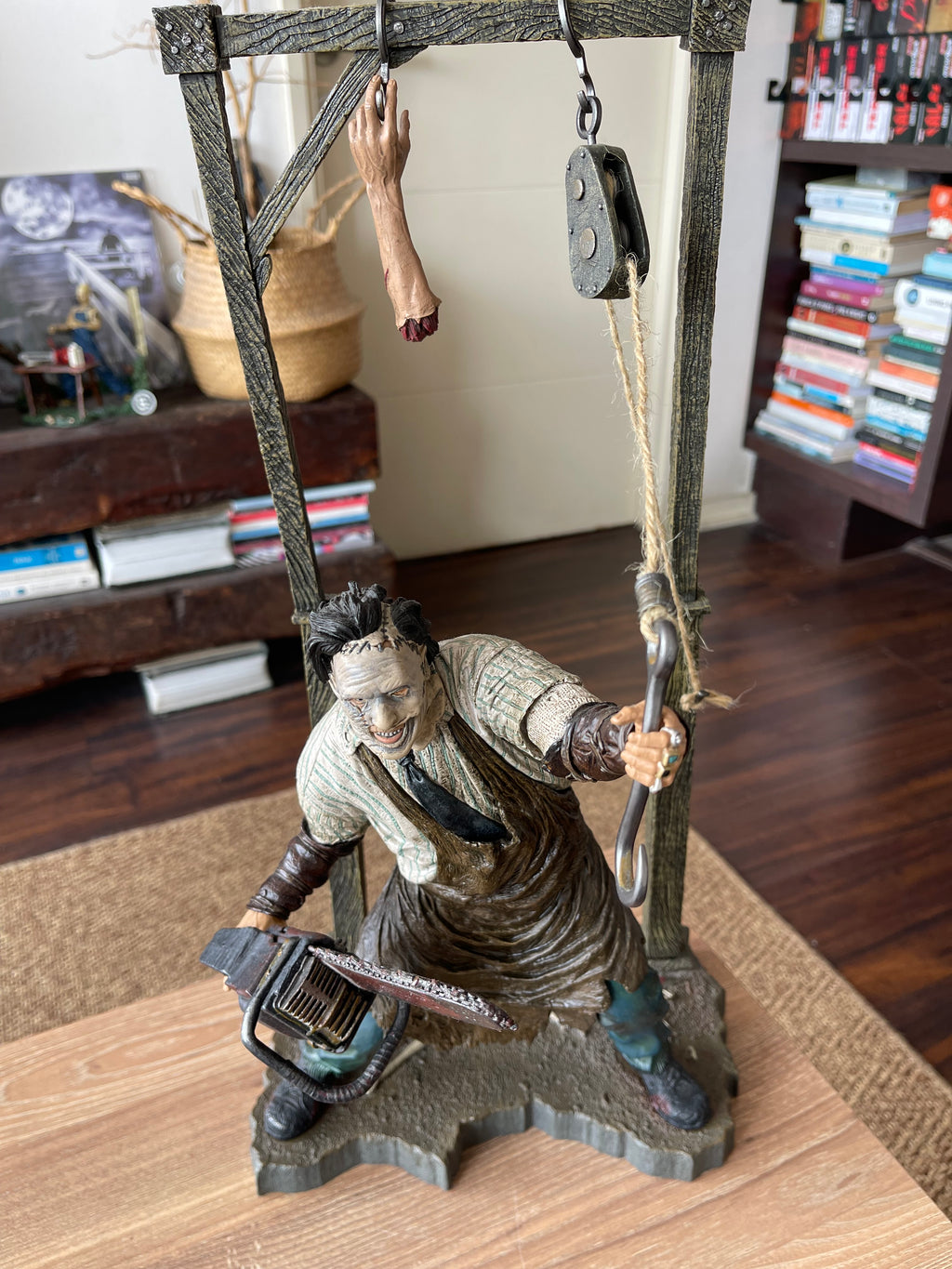 🪚 Leatherface – McFarlane Movie Maniacs Series 6 (escala 1/6)