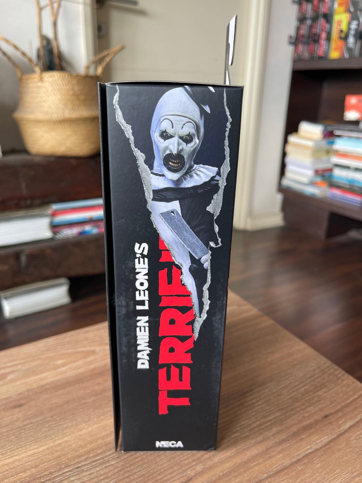 Figura Ultimate Art the Clown – NECA (Terrifier)