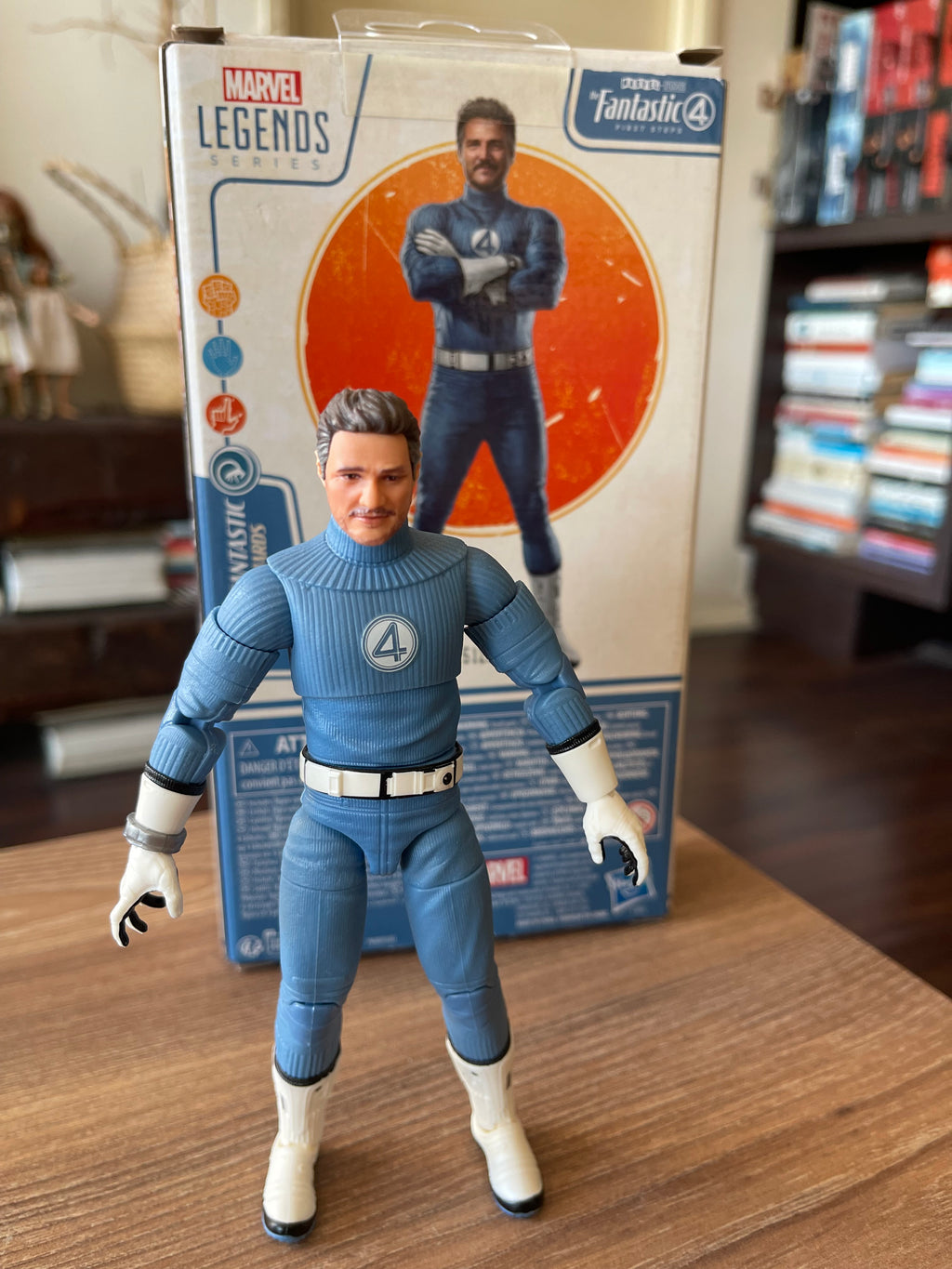 Marvel Legends Series Mister Fantastic, The Fantastic Four: First Steps Movie, Reed Richards - Figura de acción coleccionable de 6 pulgadas