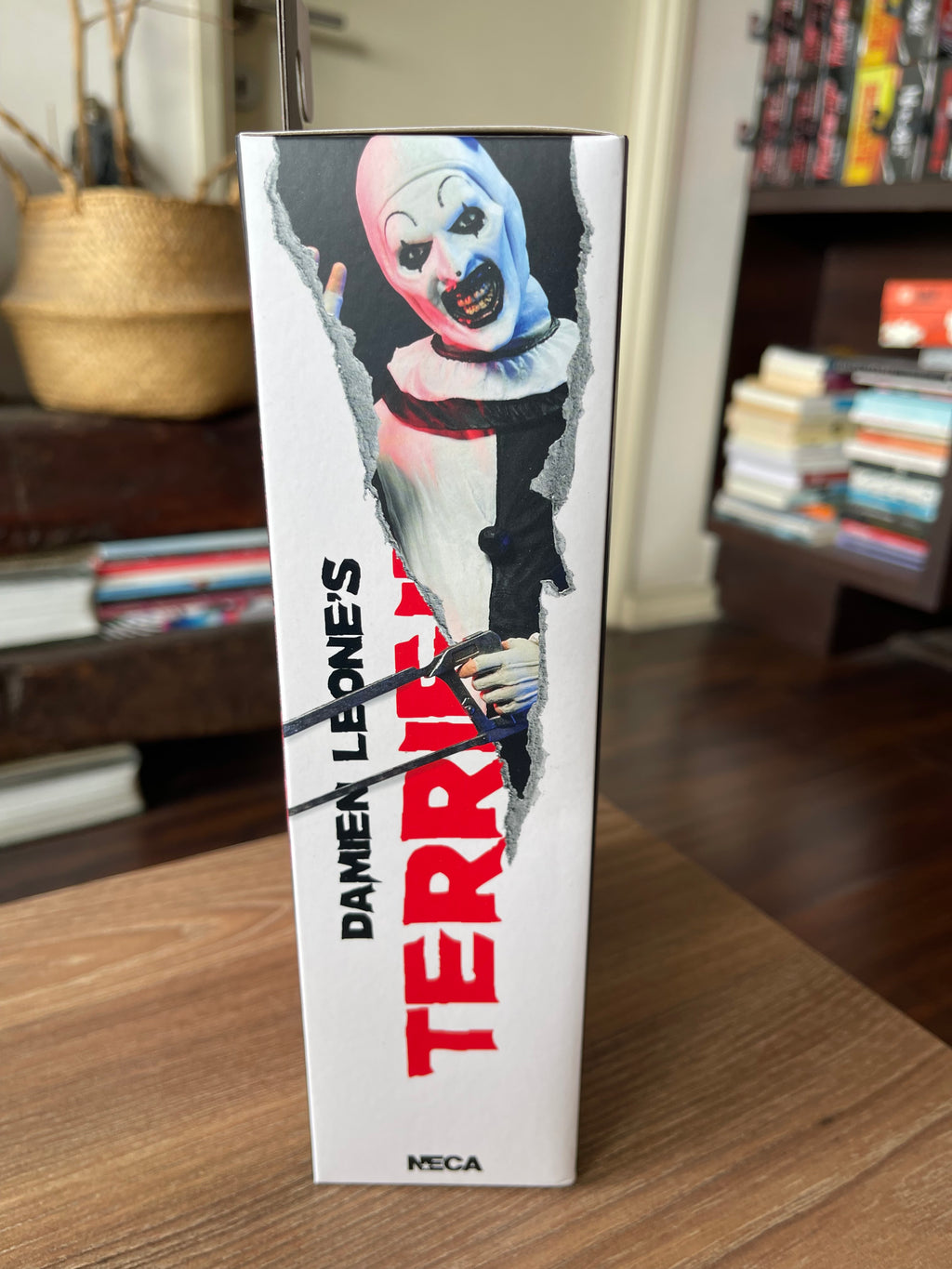 Figura Ultimate Art the Clown – NECA (Terrifier)
