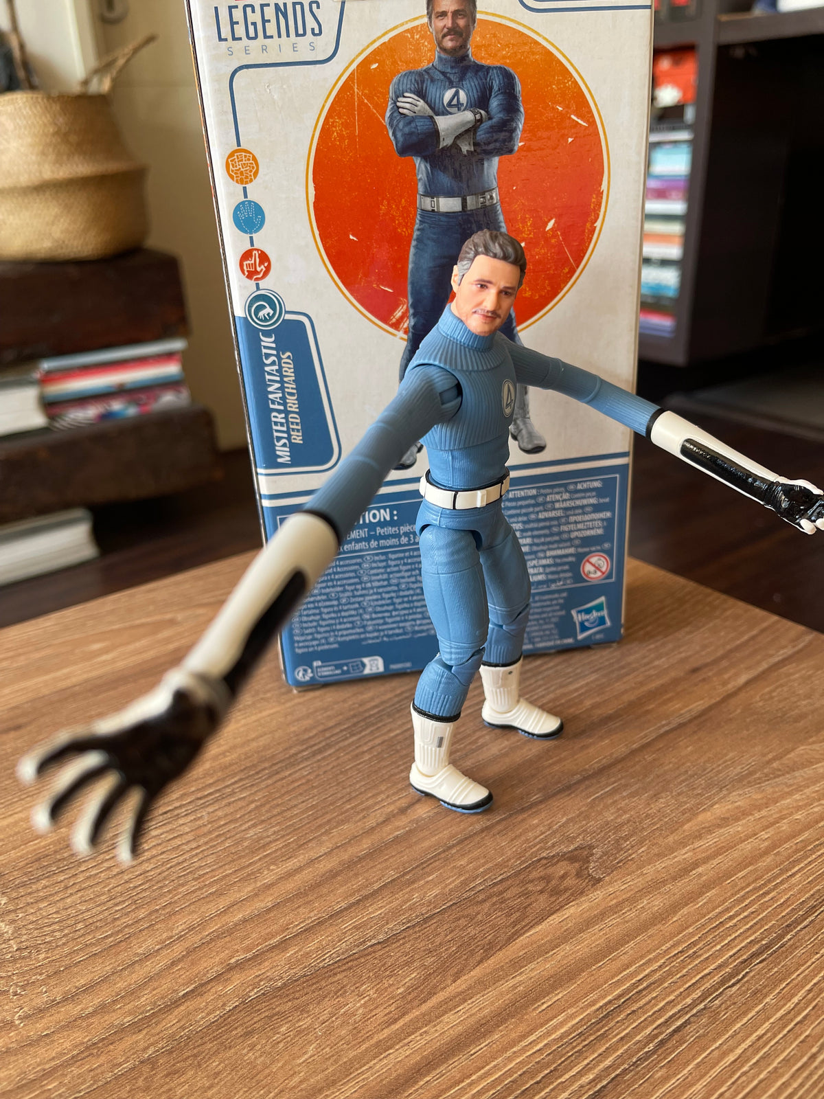 Marvel Legends Series Mister Fantastic, The Fantastic Four: First Steps Movie, Reed Richards - Figura de acción coleccionable de 6 pulgadas