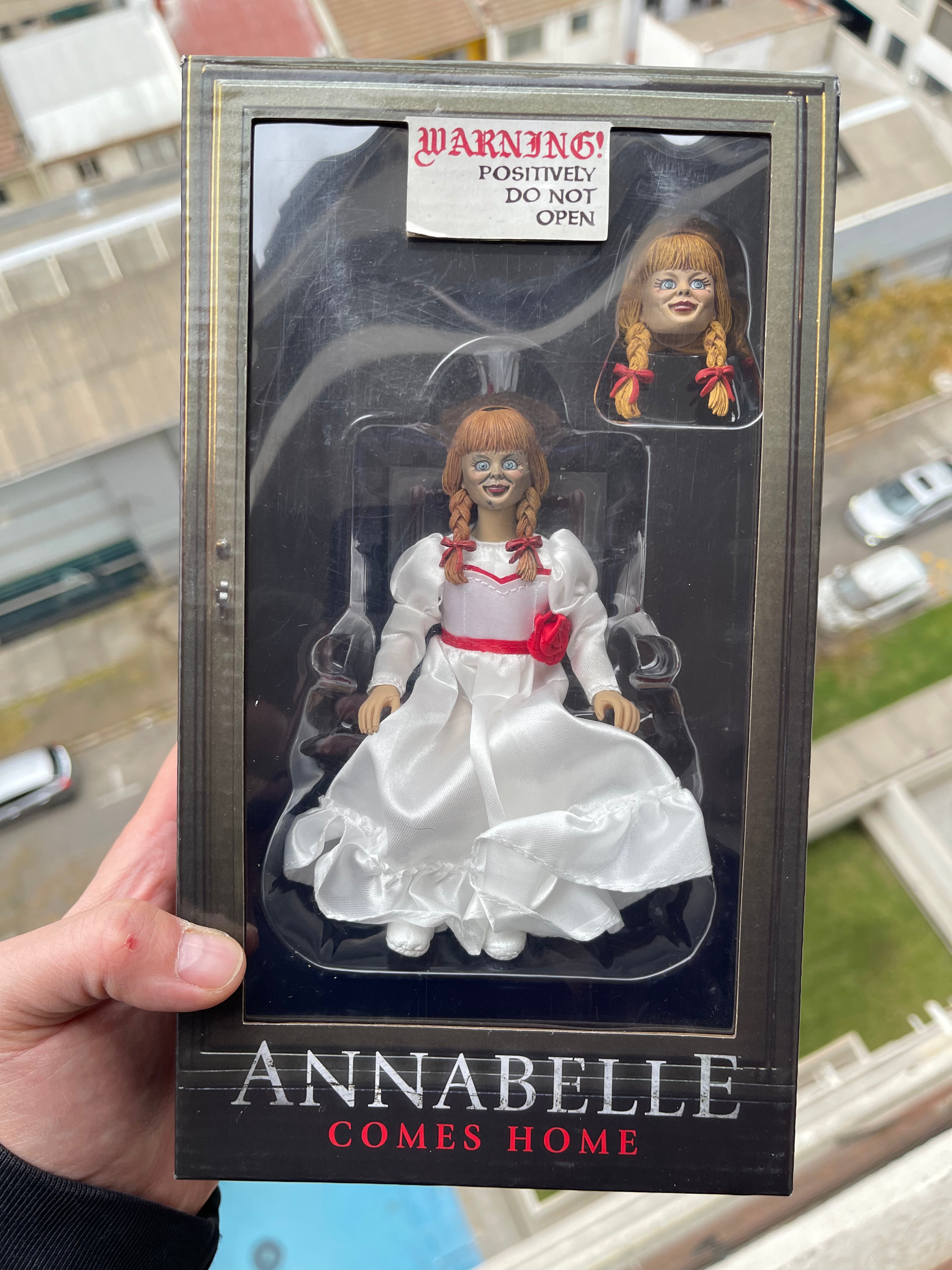 NECA The Conjuring Universe – Annabelle Clothed Figure 8”