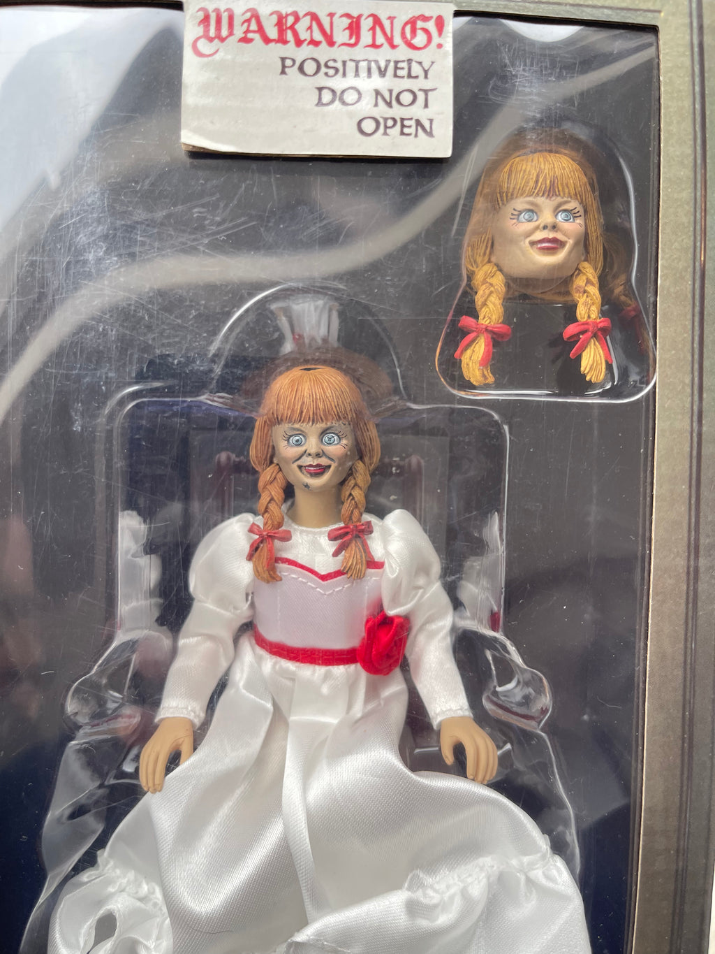 NECA The Conjuring Universe – Annabelle Clothed Figure 8”