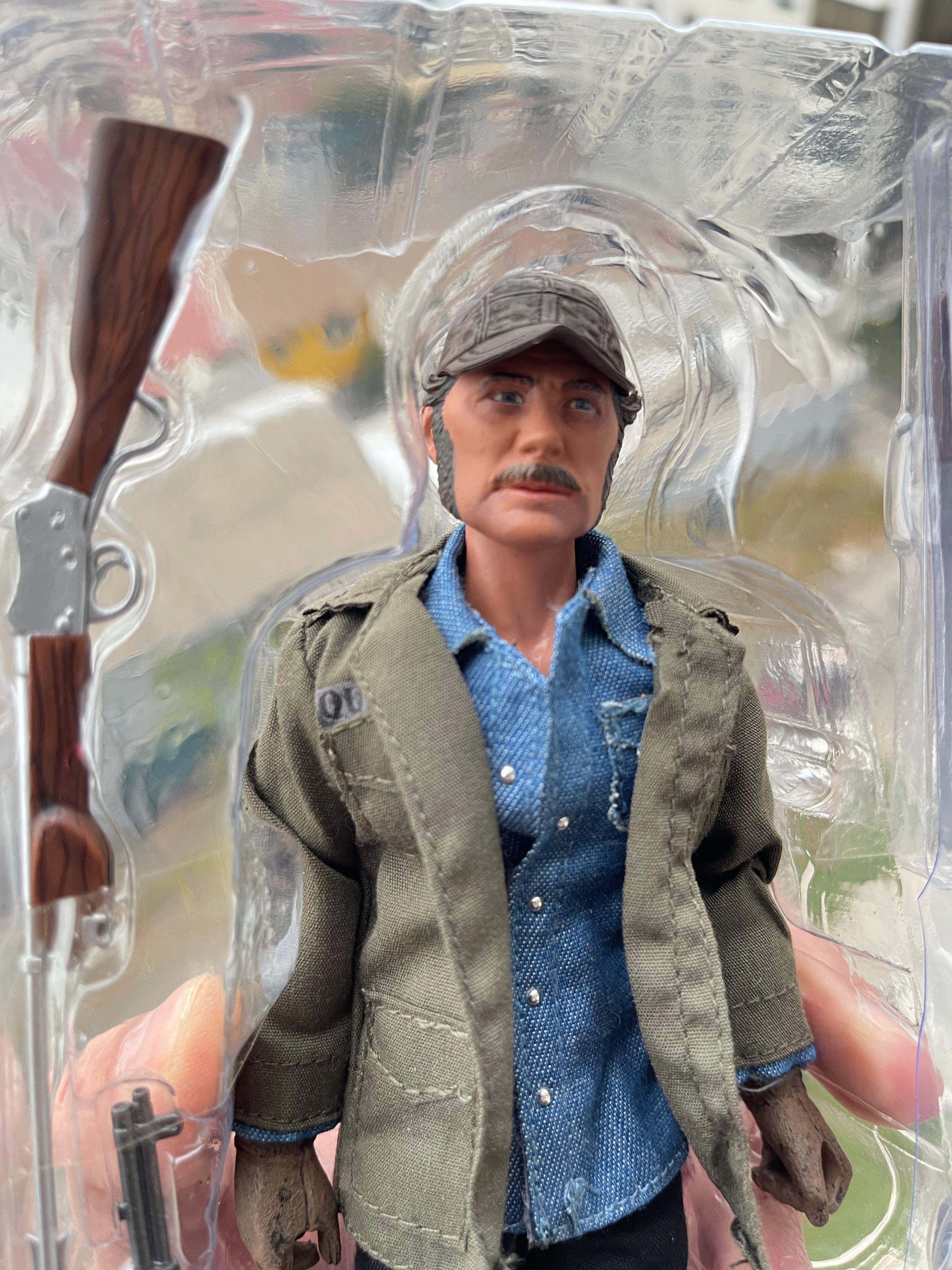 NECA Jaws – Quint “Shark Battle” Clothed Figure 8”