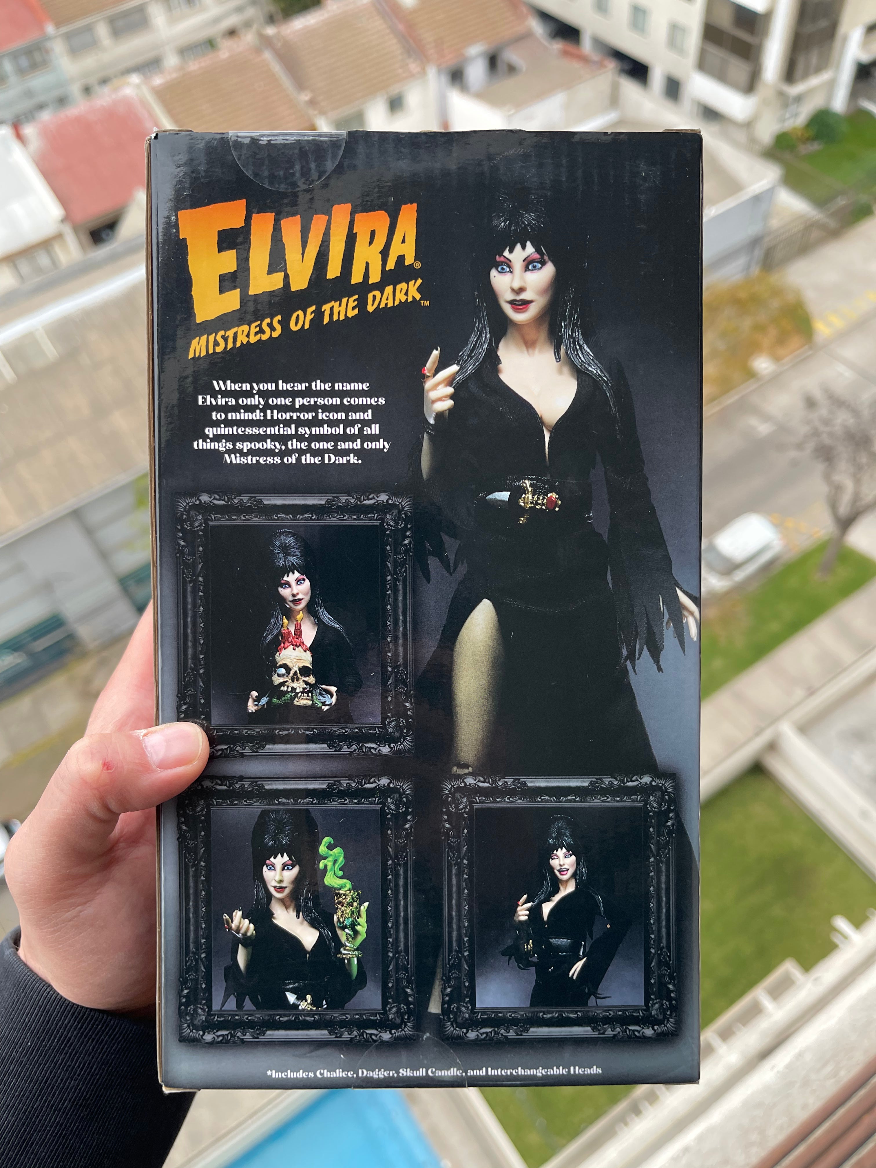 NECA Elvira “Unpleasant Dreams” – Retro Clothed 8”