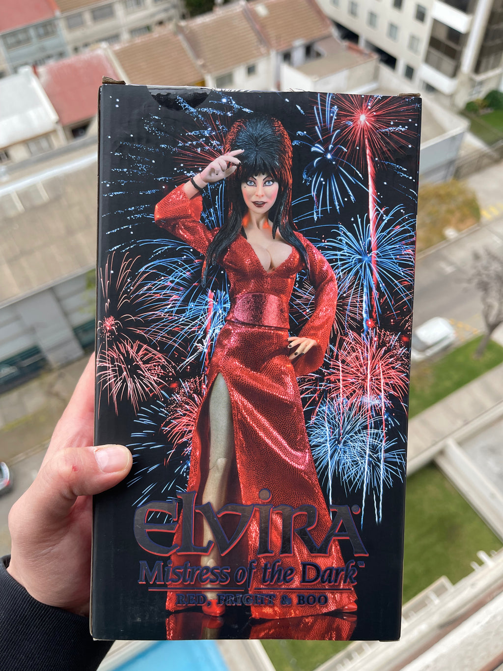 NECA Elvira “Red, Fright & Boo” – Retro Clothed 8”