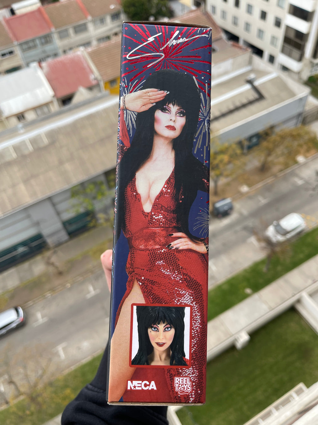 NECA Elvira “Red, Fright & Boo” – Retro Clothed 8”