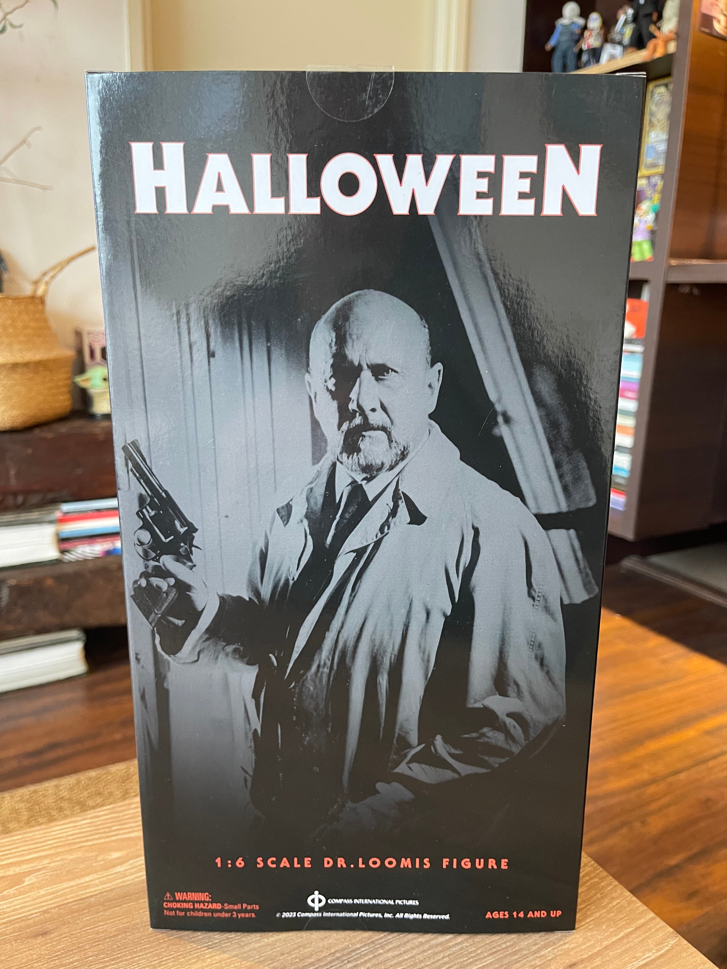 Dr. Samuel Loomis 1/6 (Halloween 1978) – Trick or Treat Studios