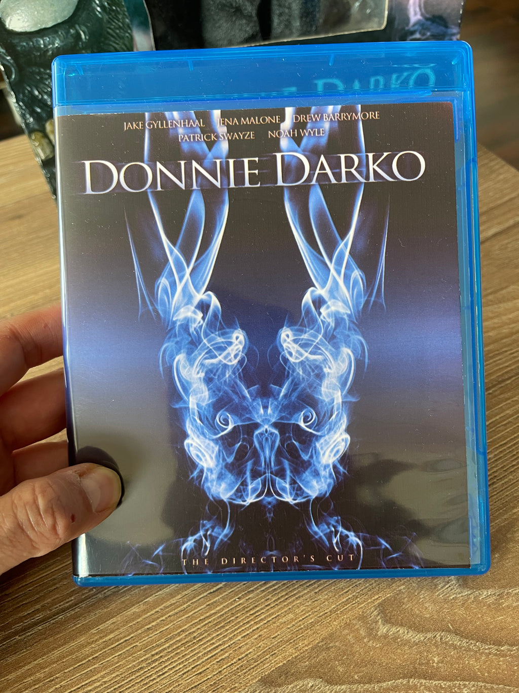 NECA Donnie Darko – Frank the Bunny Talking Figure 12” Escala 1/6