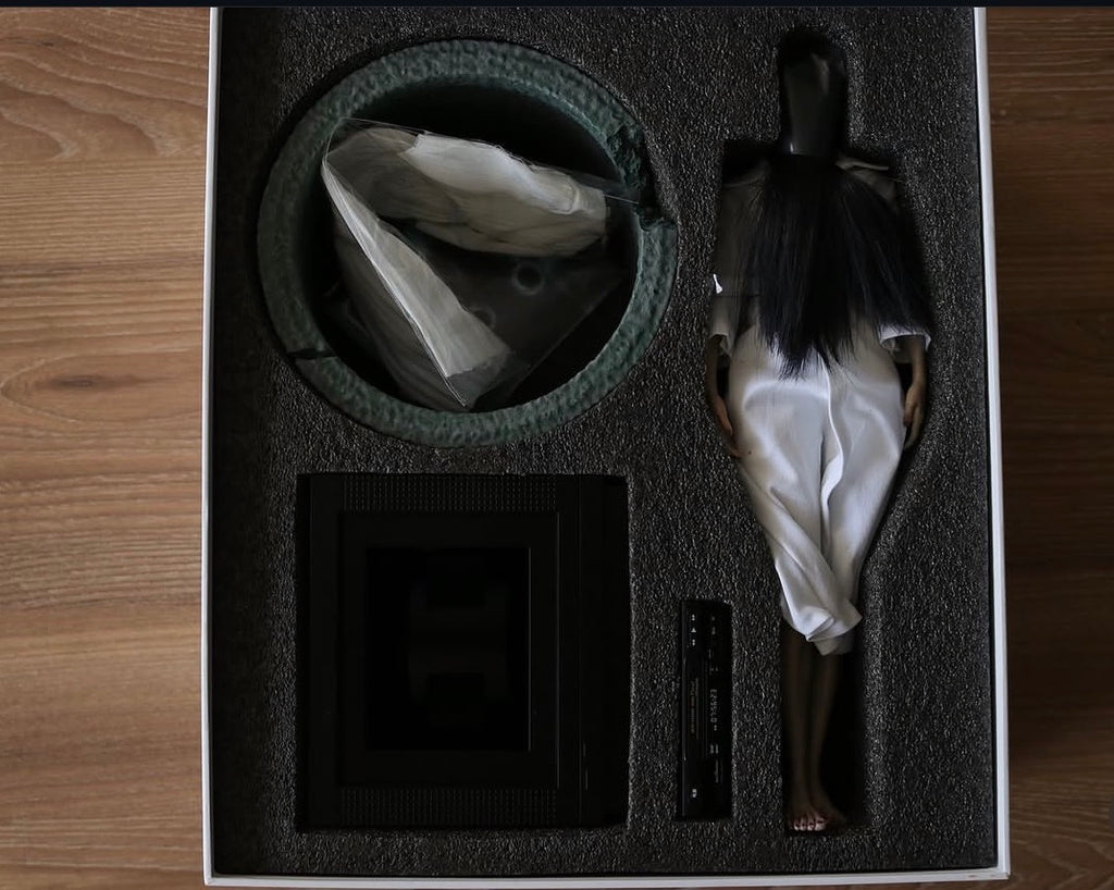 La figura Sadako Yamamura (Miss Sadako) escala 1/6 de YAN Toys EL ARO