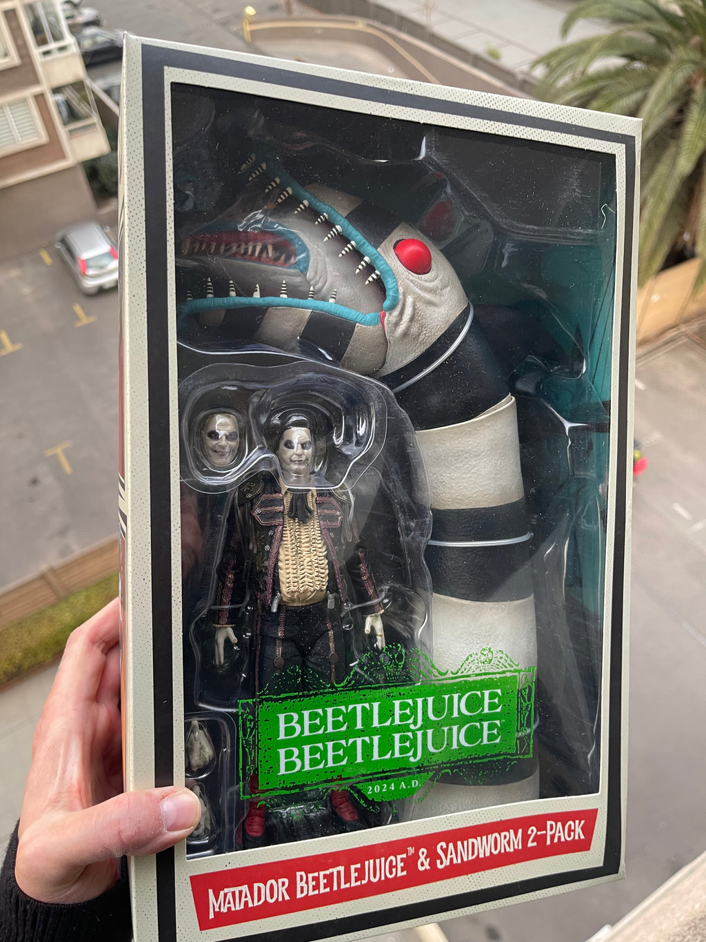 Figura Ultimate Matador Beetlejuice &amp; Sandworm de NECA (Beetlejuice Beetlejuice)