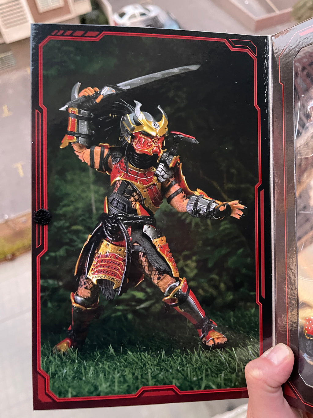 Figura Ultimate Samurai Predator de NECA