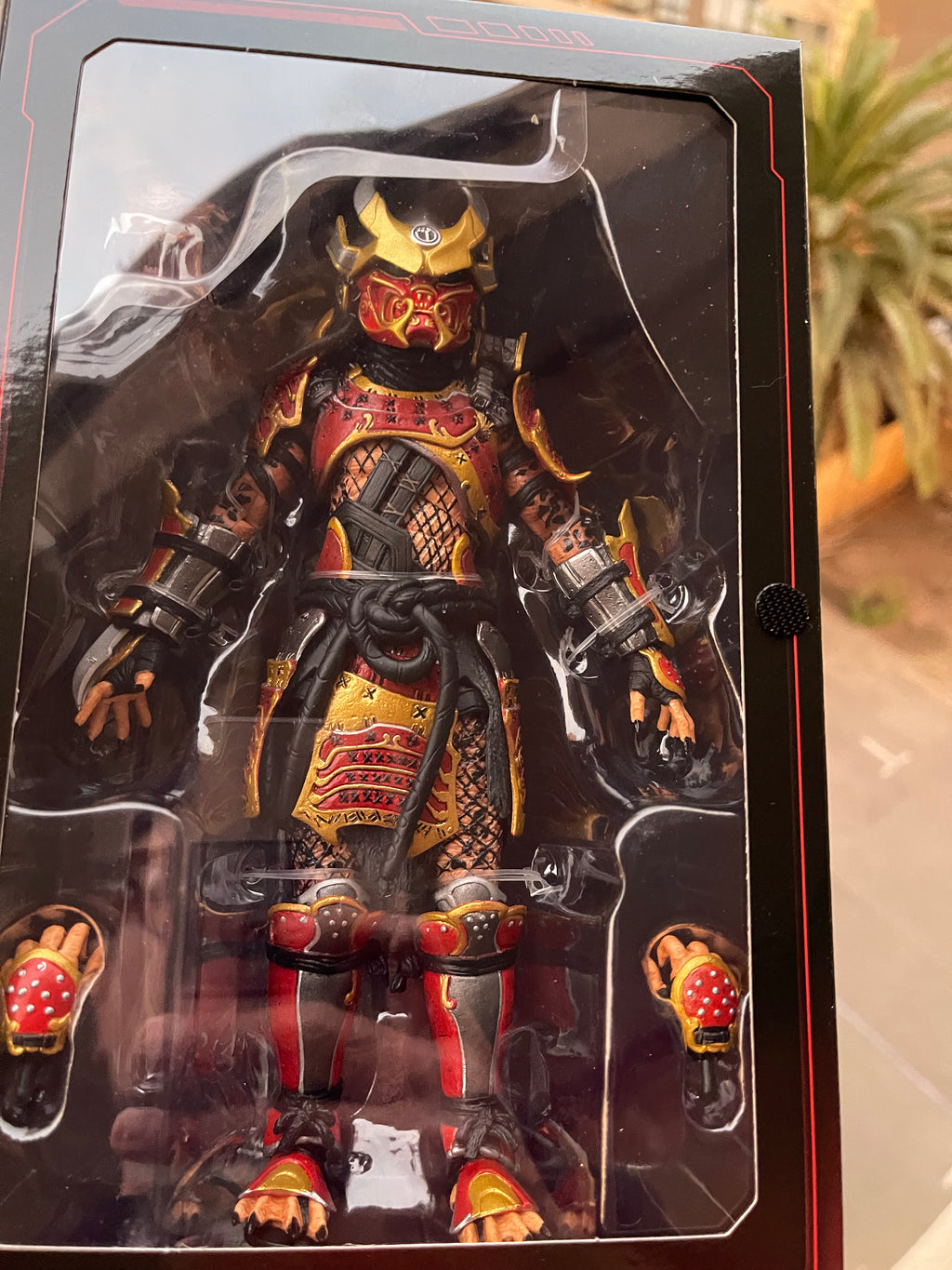 Figura Ultimate Samurai Predator de NECA