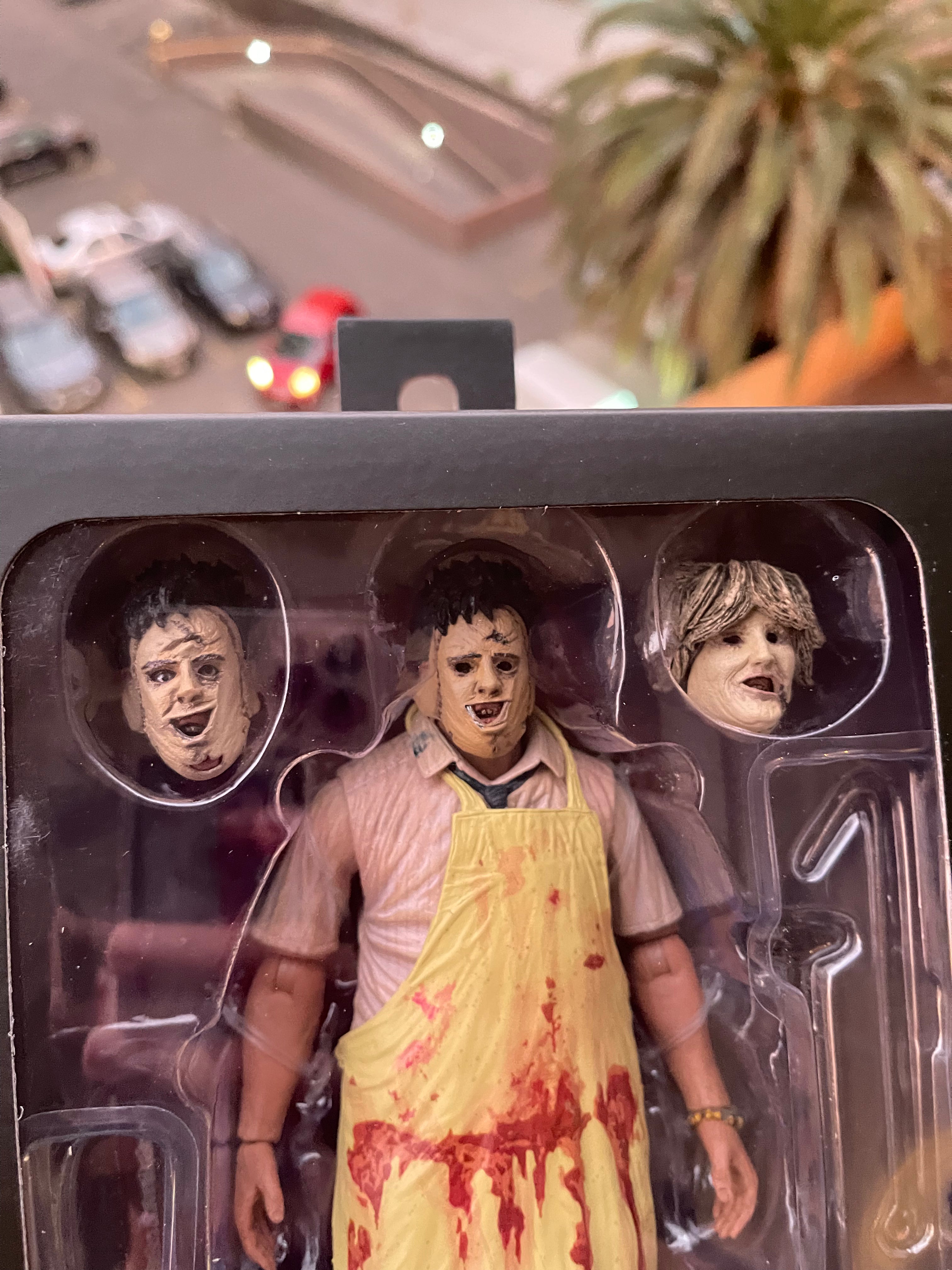 figura NECA Ultimate Leatherface 50.º Aniversario Ultimate