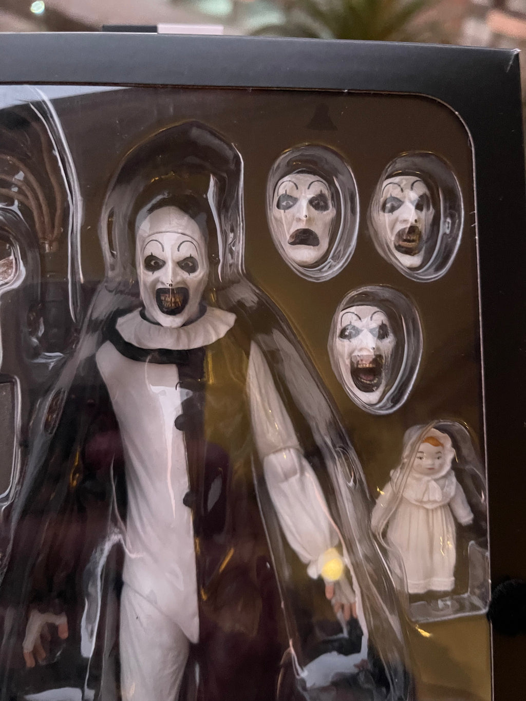 Figura Ultimate Art the Clown – NECA (Terrifier)