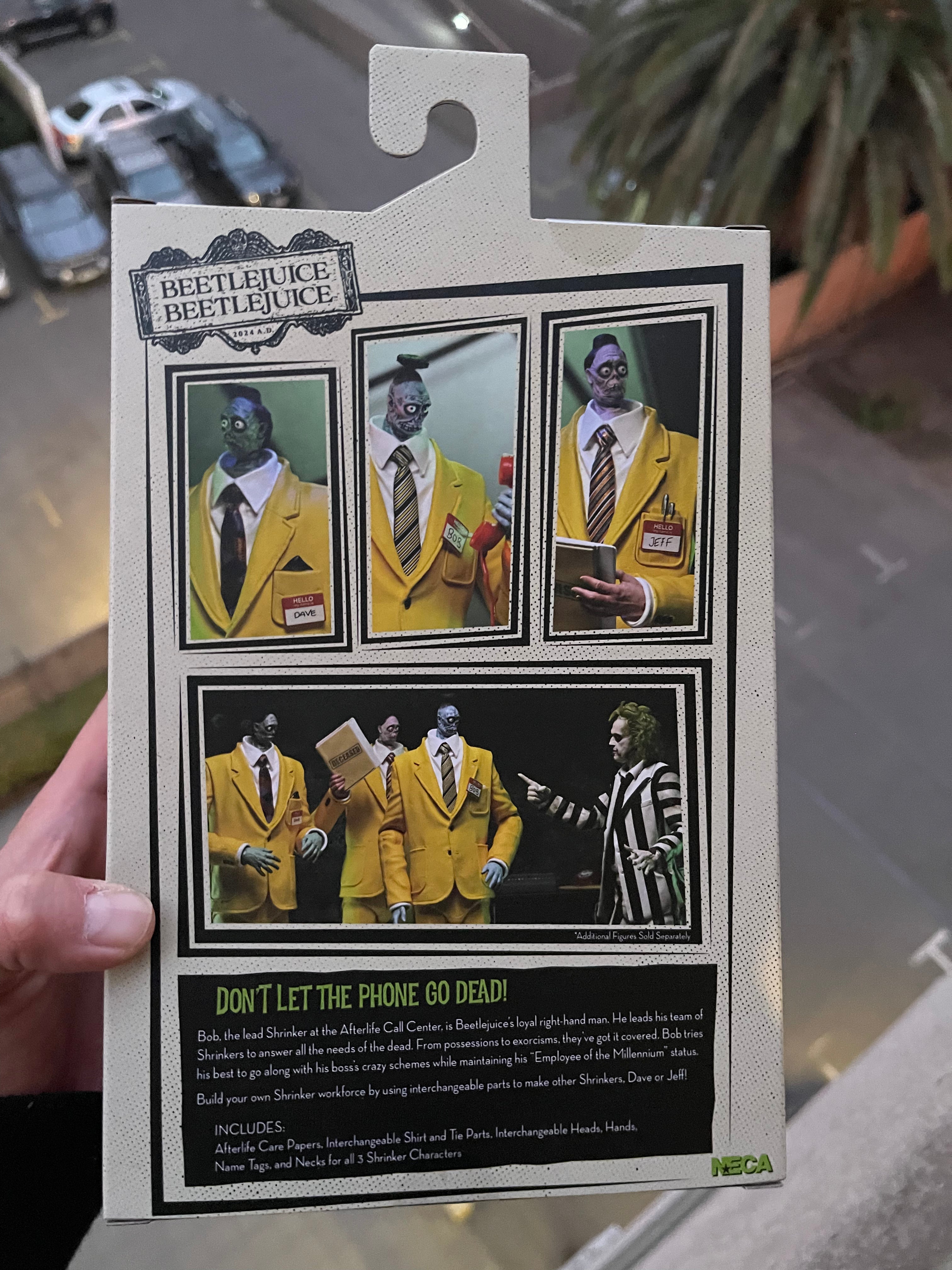 Figura Ultimate Bob Shrinker de NECA (Beetlejuice Beetlejuice)