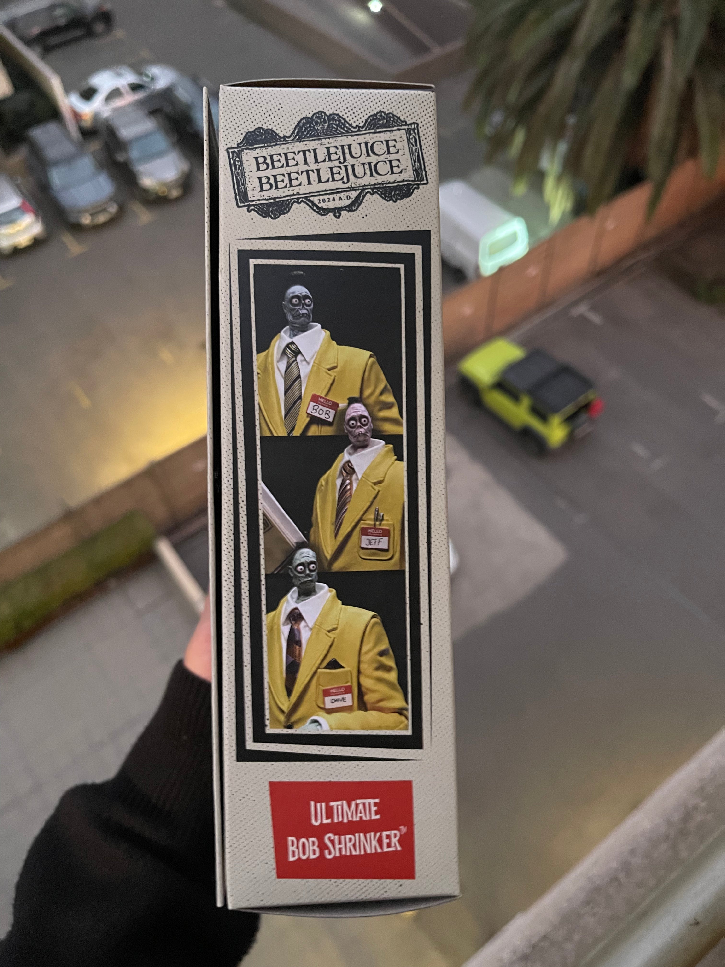 Figura Ultimate Bob Shrinker de NECA (Beetlejuice Beetlejuice)
