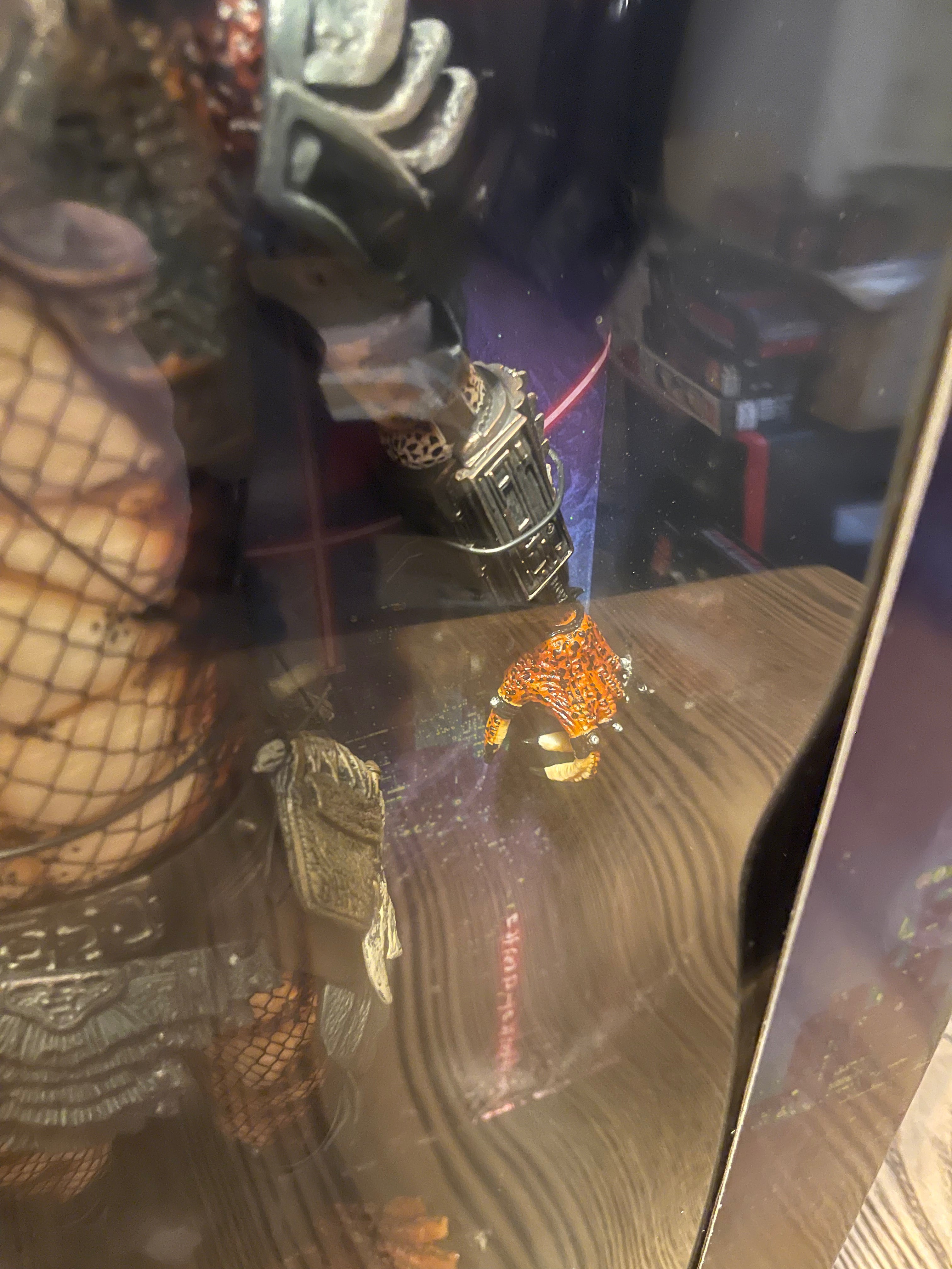 NECA Predator 2 City Hunter 1/4 Scale con LED