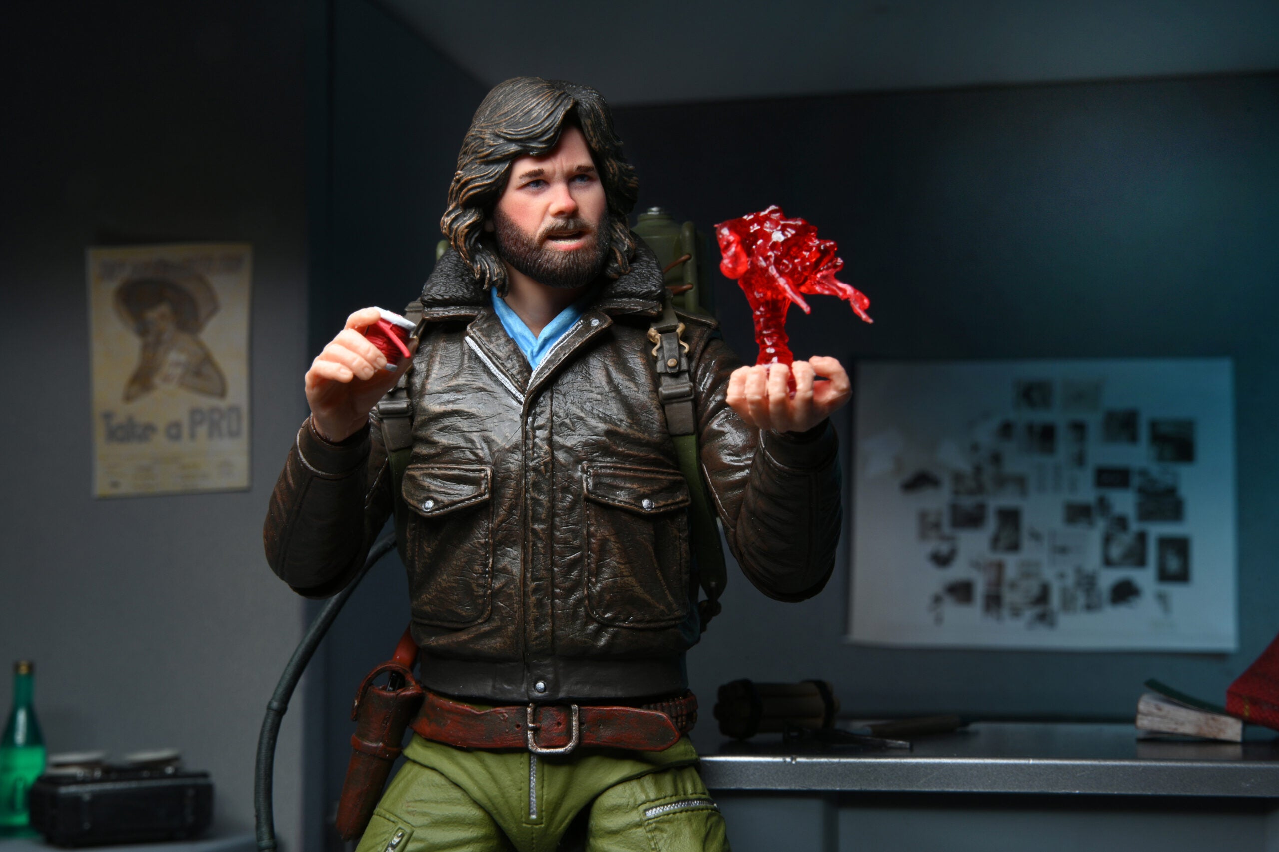 The Thing Ultimate MacReady v2 (Station Survival) Neca