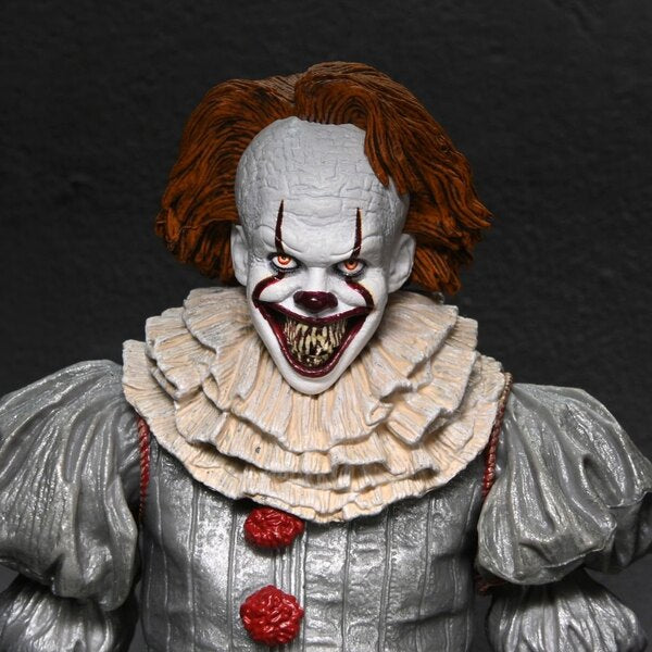 The Many Faces of Pennywise (caja 3D) Neca Ultimate